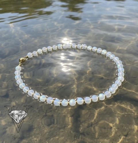 NASZYJNIK Z KAMIENIA KSIĘŻYCOWEGO I SREBRA POZŁACANEGO OD VIVA JEWELRY & ART