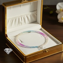 KOLOROWY NASZYJNIK Z KORALIKÓW SZKLANYCH OD VIVA JEWELRY